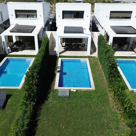 Mare 3 - Private Pool, Sea View Βίλα Χανιώτη