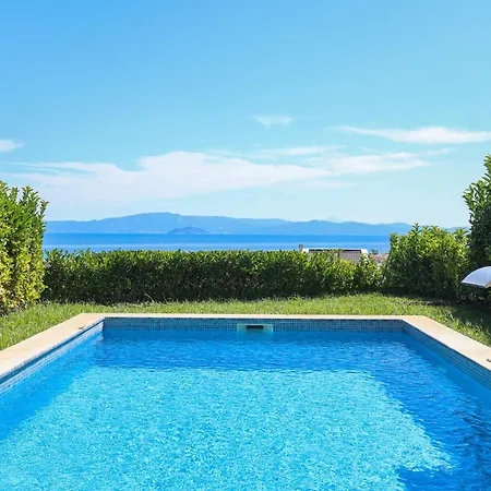 Mare 3 - Private Pool, Sea View Chaniotis